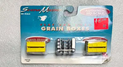 LIFE-LIKE SCENE MASTER HO RAILCAR LOADS 2 LOADS AVAILABLE ITEMS ARE IN NEW CONDITION ASKING $5 FOR E...