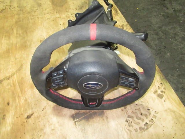 2018 SUBARU WRX STI STEERING WHEEL in Other Parts & Accessories in City of Toronto - Image 2
