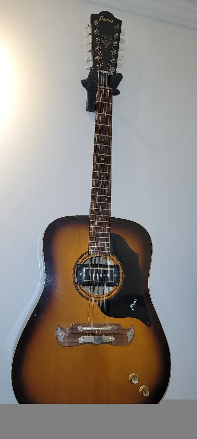 Guitares acoustiques in Guitars in Laval / North Shore - Image 3