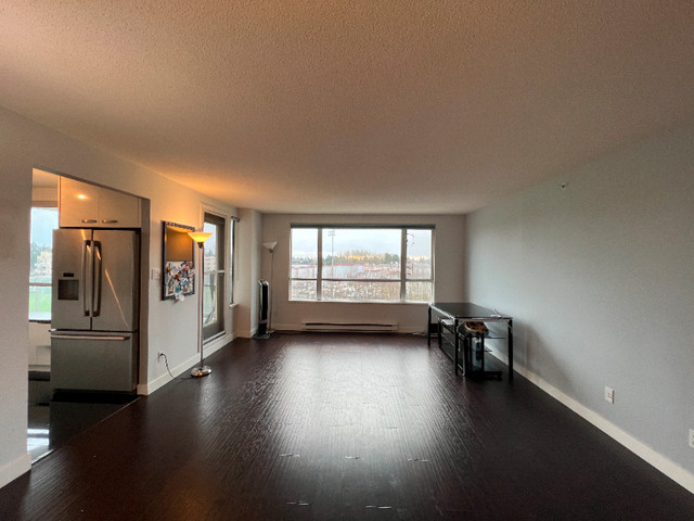 Spacious 3 Beds 2 baths Apartment in central RMD in Long Term Rentals in Richmond
