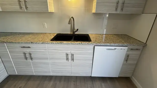 Silverwood Hts. Duplex, 306-880-7838 www.gsl.ca in Long Term Rentals in Saskatoon - Image 3