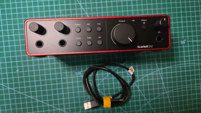 Focusrite 2i2 4th Gen, View more