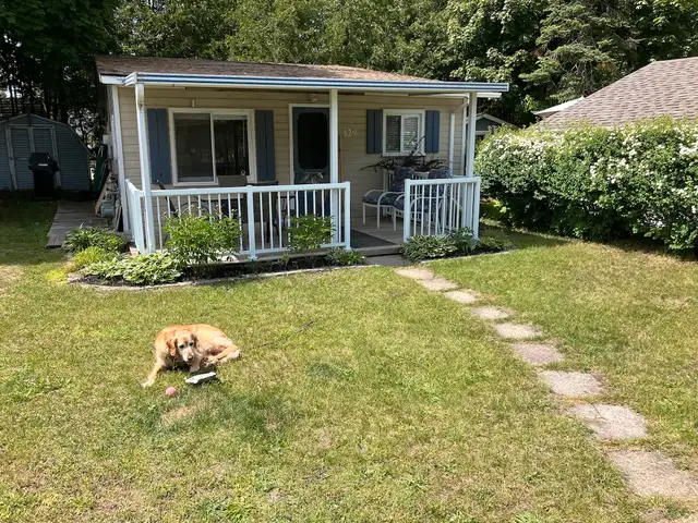 Southampton Huron Breezes Cottage to Rent in Ontario in Canada - Image 2