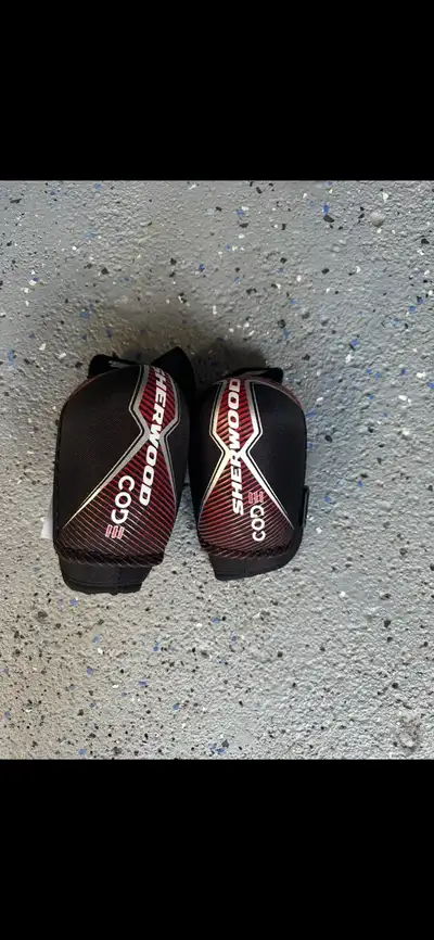 Youth Large Sherwood Hockey Elbow Pads, View more