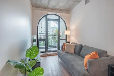 ✨ALL-INCLUDED FURNISHED 4BED 2BATH IN DOWNTOWN MONTREAL✨