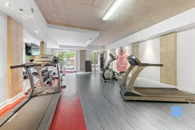 Lease transfer condo 1bed room 3 1/2 in Long Term Rentals in City of Montréal - Image 9
