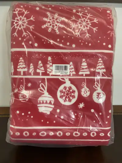 9 X6 Christmas area rug, View more