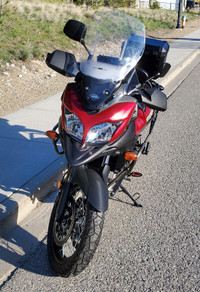 2016 Suzuki V Strom 650 XT Adventure, Loaded, Only 1508 KM