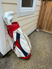Golf bag $60.  Good condition