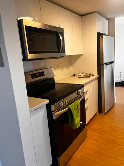 A separate private bedroom is available in a well-maintained 2-bedroom apartment featuring in-unit l...