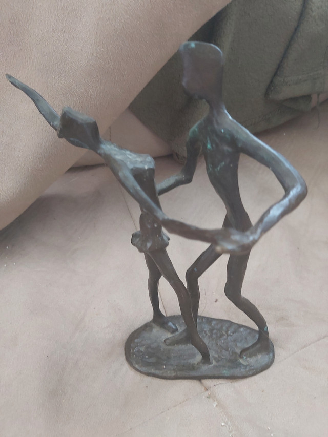 Bronze sculpture unsigned solid  in Arts & Collectibles in Kingston - Image 2
