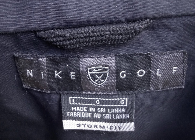Nike Storm Fit Jacket in Men's in City of Toronto - Image 2