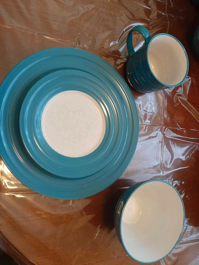 Aqua blue Ripple dish set in Kitchen & Dining Wares in Winnipeg