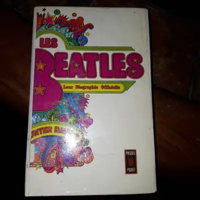 Les Beatles ,Hard cover 1968 , French Book $25 Led Zeppelin French soft cover rough shape , the whol...