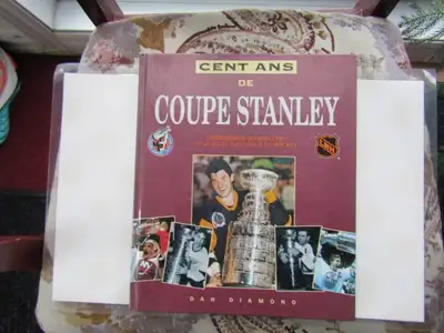 Livre de bonne qualité Cent Ans de la Coupe Stanley !, View more