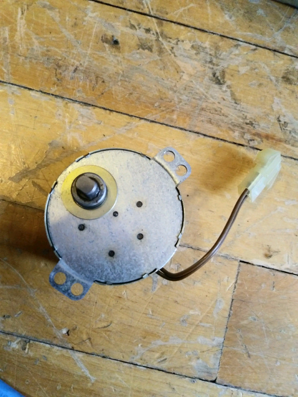 TURNTABLE MOTOR FOR SHARP CAROUSEL CONVECTION MICROWAVE dans Autre  à Ville de Montréal - Image 3