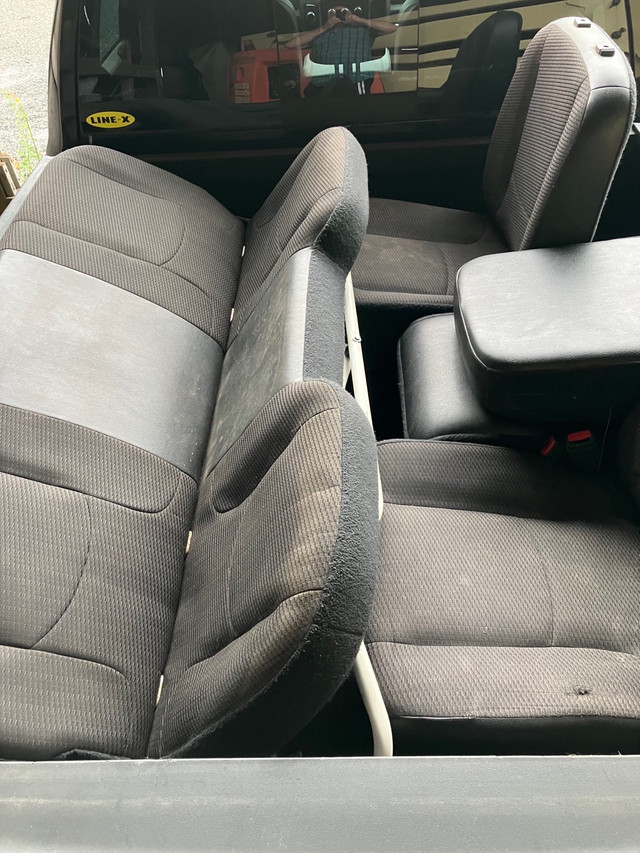 Dodge Ram seats in Auto Body Parts in Chatham-Kent - Image 3