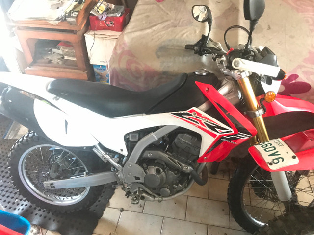 Dual Sport | 2015 Honda CRF250L | Fuel Injected | Certified in Dirt Bikes & Motocross in City of Toronto - Image 2