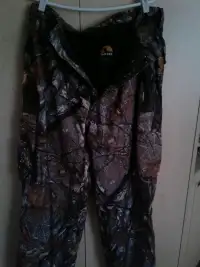 KIT DE CHASSE CAMOUFLAGE. 