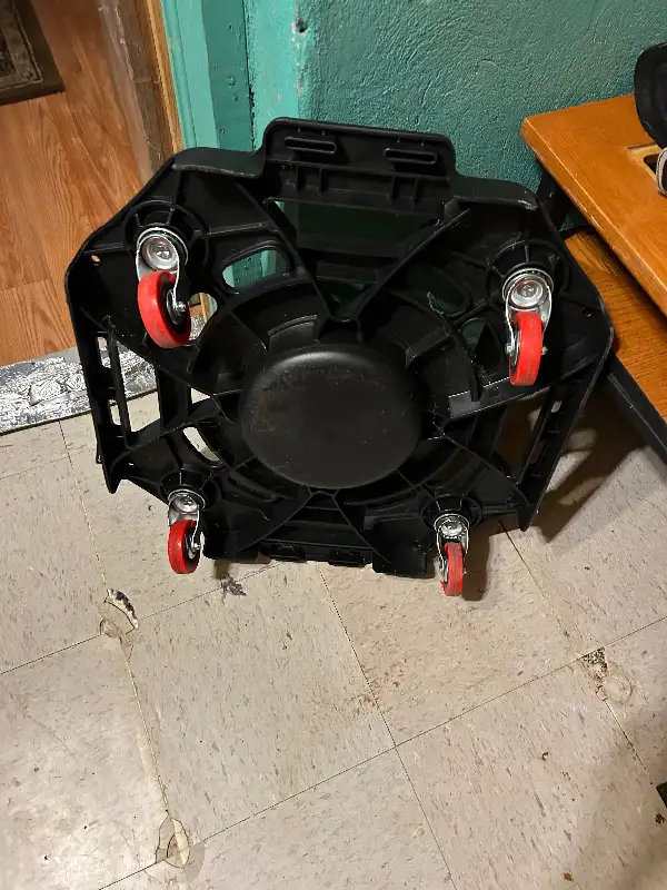 MotoMaster Heavy-Duty Tire Dolly in RV & Camper Parts & Accessories in Ottawa - Image 4
