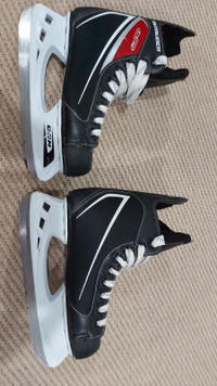 CCM Intruder Skates (size 4)