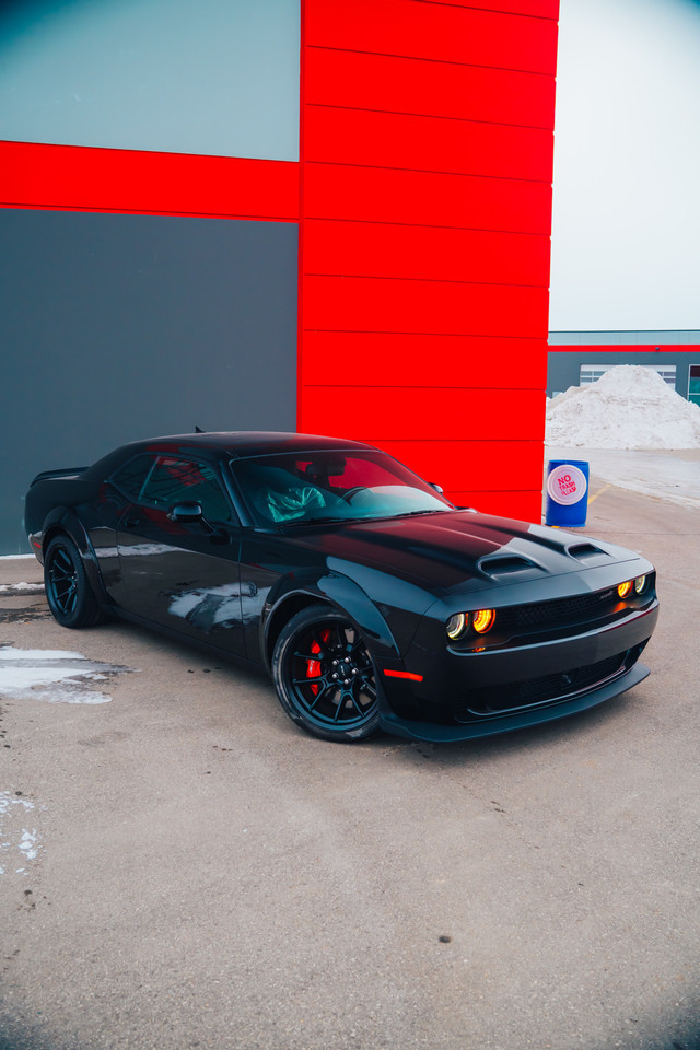 NO LUX TAX 2023 DODGE CHALLENGER HELLCAT WIDEBODY JAILBREAK in Cars & Trucks in Winnipeg