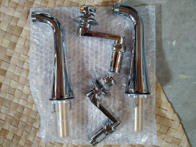 spouts and swivel elbows for clawfoot tub in Plumbing, Sinks, Toilets & Showers in Trenton - Image 2