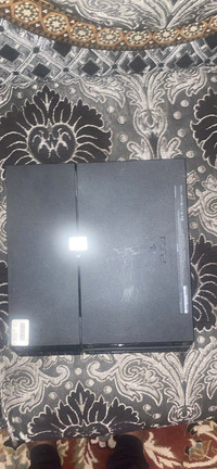 PS4 pro 500 GB Black