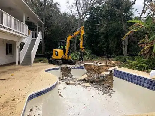 pool demolition 450666391479275520