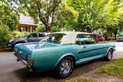 1966 Ford Mustang GT A code 289 V8 Restored Body Pony Interior Beautiful and classic, a real head tu...