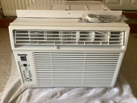Air Conditioner Danby 12000K window unit