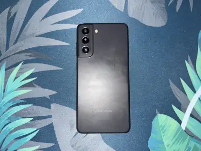 Samsung Galaxy S21 FE 5G - 128GB - Good Condition, View more