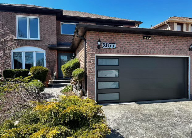 Garage doors  in Garage Doors & Openers in Barrie - Image 4