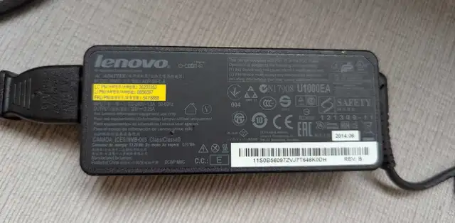 Lenovo Laptop Power Adapter in Laptops in City of Toronto - Image 6