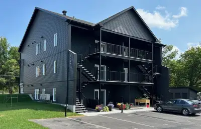 Logement 3-1/2 immeuble neuf PROMO- Val-Joli