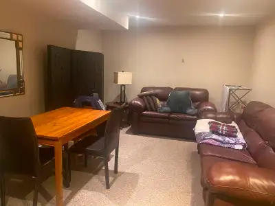 Extra Large Room for Females or Couple with two double bed