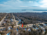 Hidden Gem Near Lake Simcoe - Perfect for Investors & First-Time