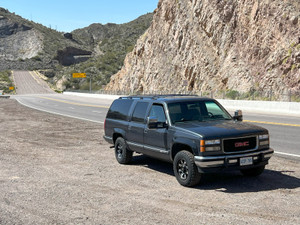1994 GMC Suburban SLE