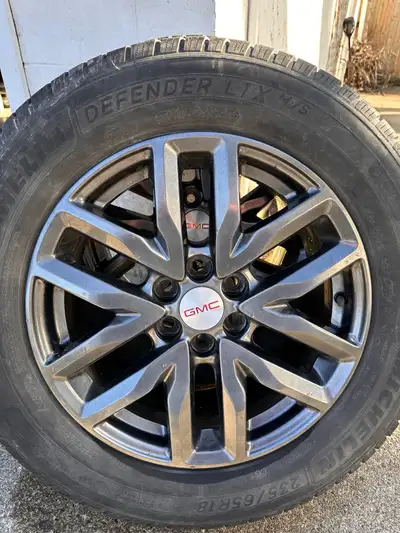 Original GMC Alloy 18” rims in excellent condition, only summer driven with Michelin Defender LTX su...