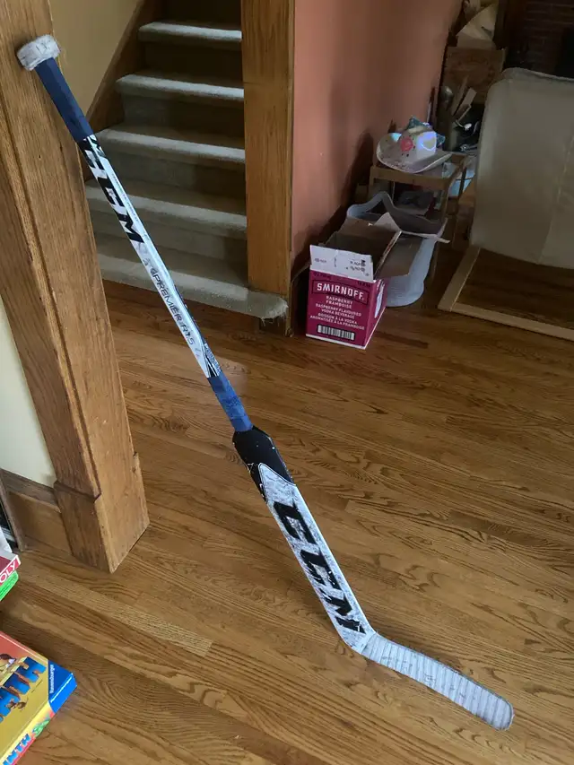 CCM 23" Goalie Stick in Hockey in Winnipeg - Image 4