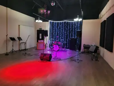 Live Stream to your fans at home! Jam Chamber Rehearsal Studio offers two spacious fully equipped ro...