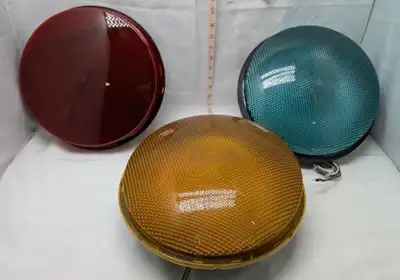 3 ACTUAL SIZE TRAFFIC LIGHT REPLACEMENT LIGHTS- RED GREEN YELLOW, View more