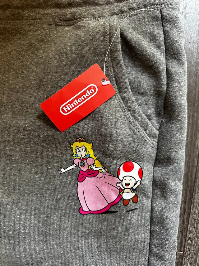 Nintendo Adult Super Mario PEACH Track Pants 3XL Looks L New in Women's - Bottoms in Barrie - Image 4