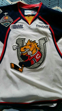 Barrie colts game used Jersey 