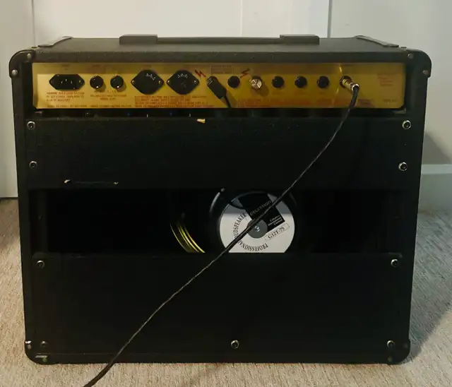 1983 Marshall JCM800 50W 112 Combo in Amps & Pedals in Brantford - Image 4