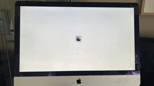 Imac 27in screen 2012 - écran 27po de Imac 2012 in Desktop Computers in City of Montréal - Image 2