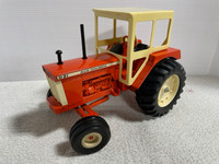 *SHARP* 1/16 ALLIS-CHALMERS D21 Custom Farm Toy Tractor