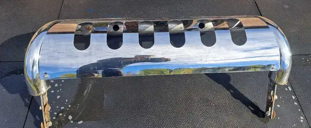 Bull bar/push bar for pickup, like new, stainless steel in Other in Dartmouth - Image 3