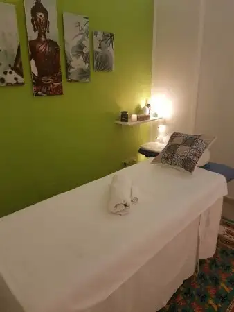 CHERCHE DES MASSEUSES, View more