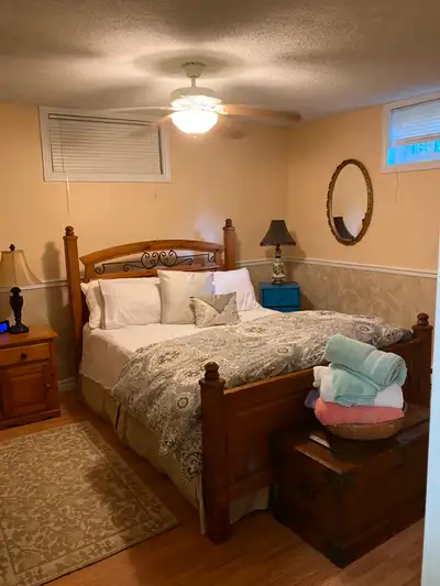 Lovely large apartment that you can walk to the restaurants and shops in Port Elgin. Comes completel...